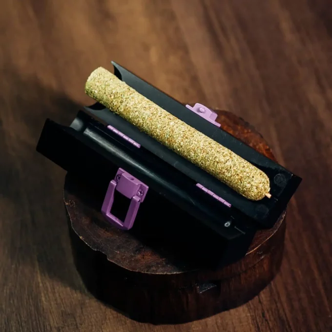 Deez Smoke Shop - Purple Rose Supply CannaMold